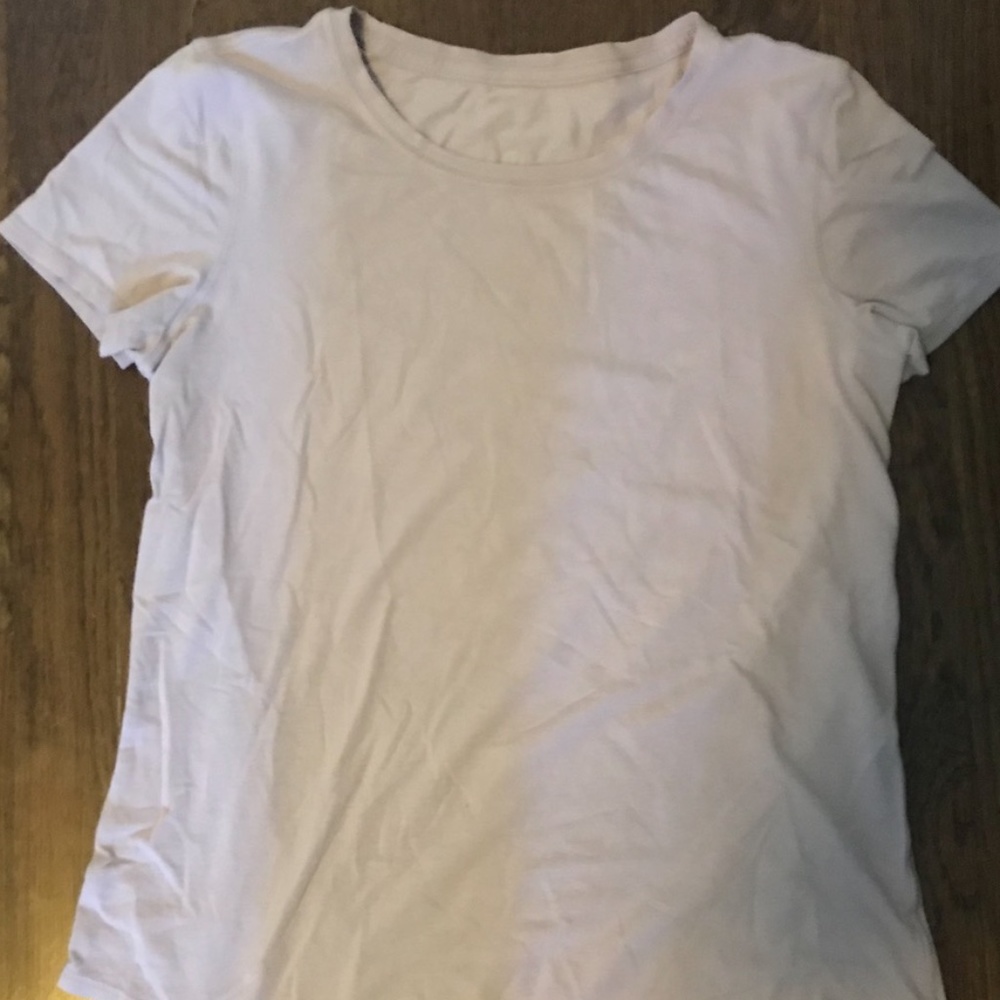 Purple Lululemon T-shirt (HUGE DISCOUNT!)
